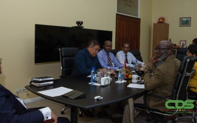 RvC Staatsolie en president Santokhi bespreken focus areas