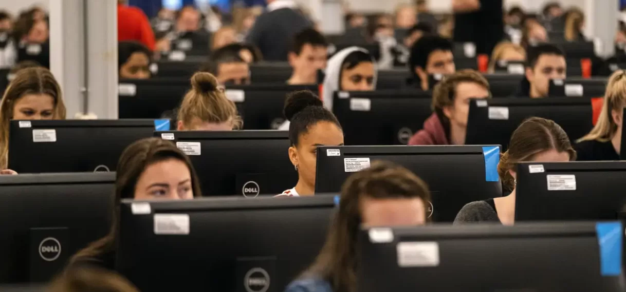 VU moet bewijzen dat antispieksoftware zwarte studente niet discrimineerde