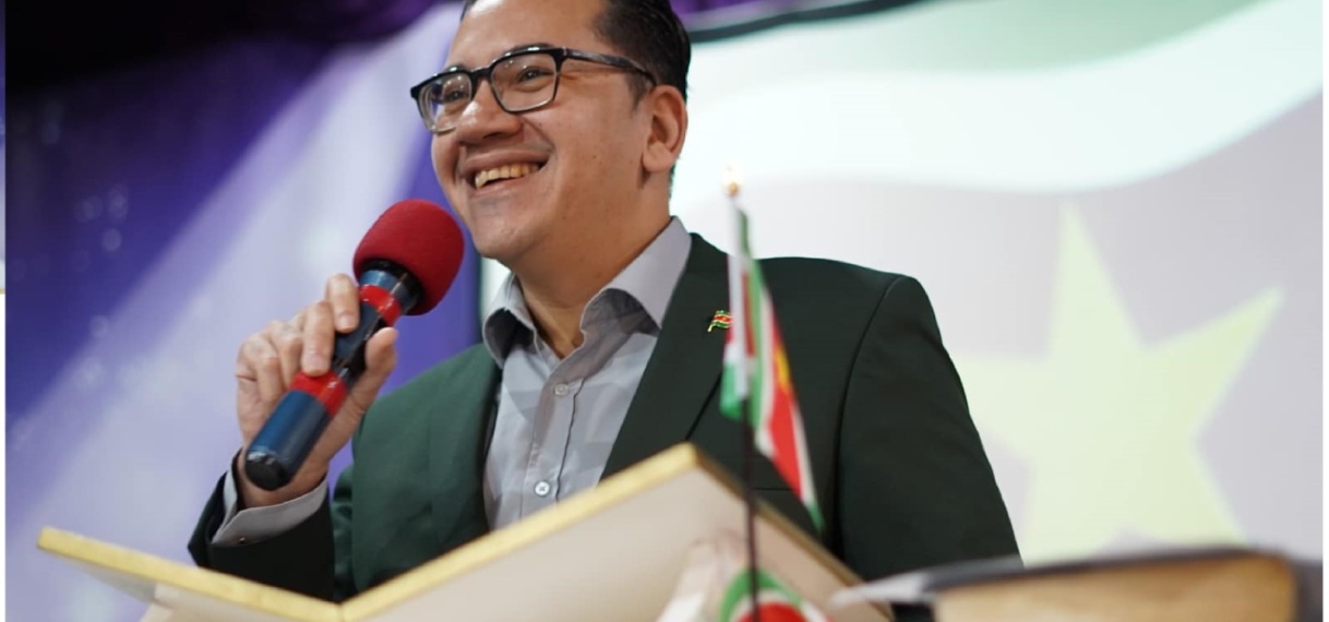 Voor het eerst in 22 jaar staat de Republiek Suriname in Diplomatic World Magazine.