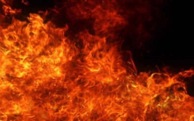 Moeder en kinderen lopen brandwonden op tijdens woningbrand