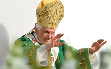 Europese leiders eren Benedictus XVI: ‘Geschiedenis zal hem niet vergeten’