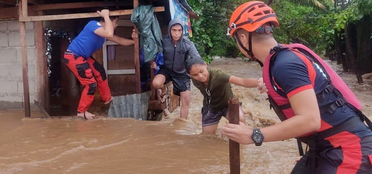 Tientallen doden en vermisten door noodweer op de Filipijnen