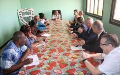 Franse delegatie bezoekt Suriname inzake vervolgmeeting samenwerking