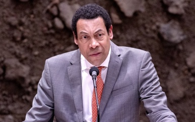 Roozer: “Politiek Suriname moet zich bemoeien met slavernijverleden”