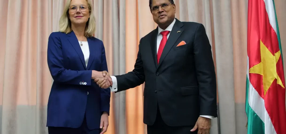 President Suriname wilde meer overleg over slavernijexcuses: ‘Nog veel te doen’