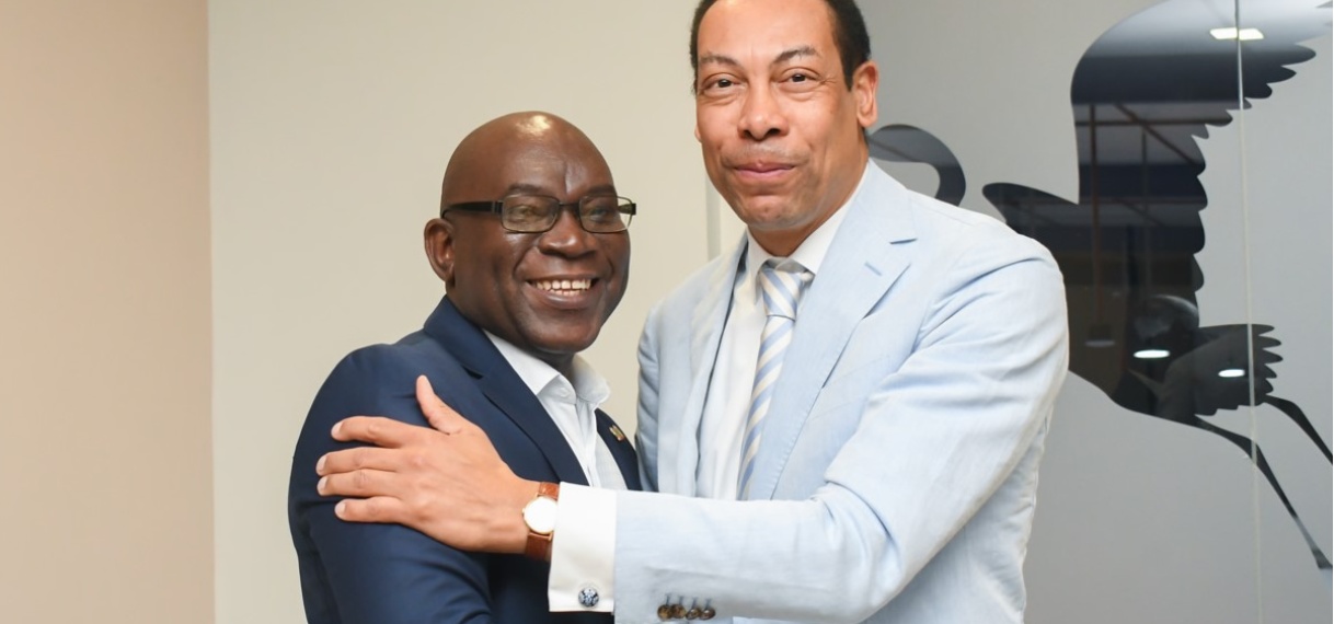 Ministers Amoksi en Weerwind bespreken verdere justitiële samenwerking