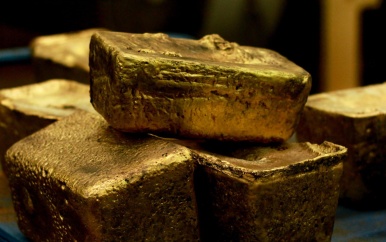 Regering gaat 1% extra innen op goud royalty’s