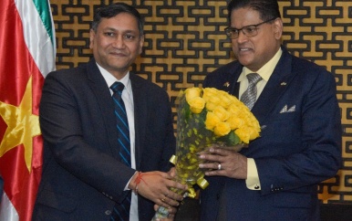 Surinaamse overheid bekijkt samenwerkingsmogelijkheden met Bharat Electronics