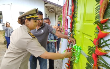 Eerste Openbare toilet opgeleverd te Calcutta Saramacca