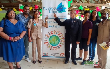 Unicef en AWJ houden minibeurs over kinderrechten