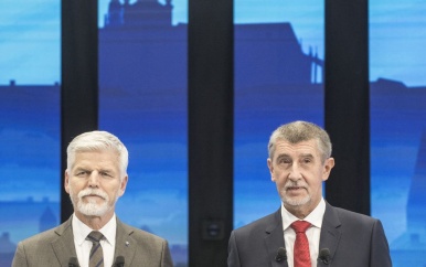 Tsjechen kiezen nieuwe president, strijd tussen oud-generaal en oud-premier Babis