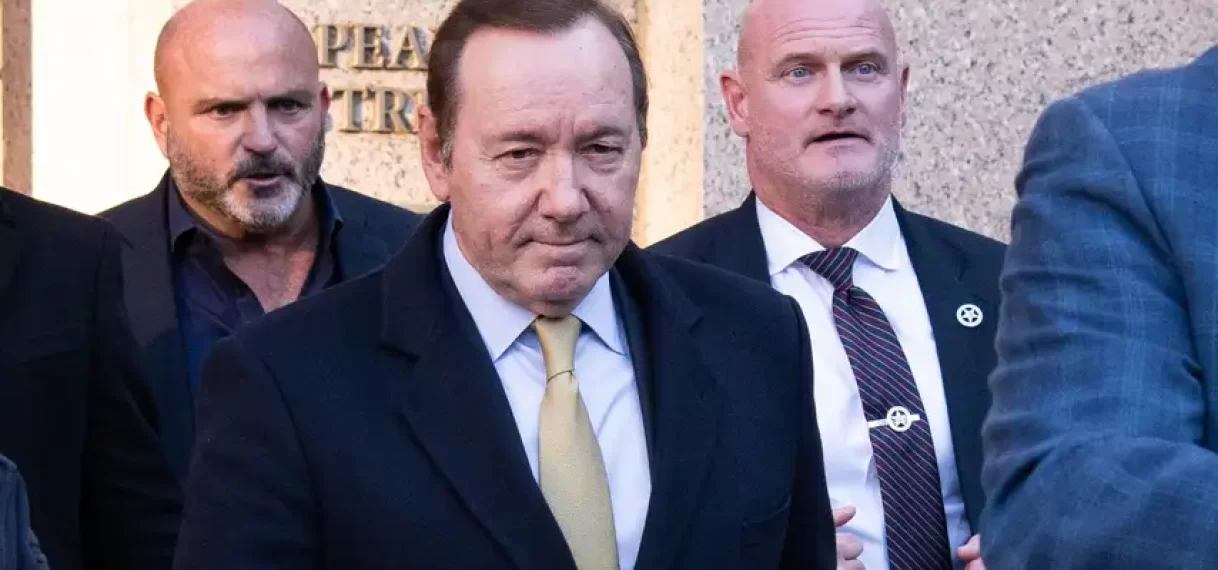 Kevin Spacey ‘leeft zijn leven elke dag’ ondanks rechtszaken over misbruik