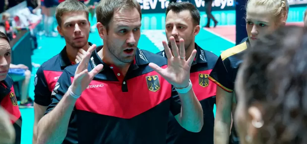Duitser Koslowski volgt Selinger op als bondscoach van volleybalsters