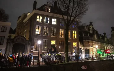 Klimaatactivisten weer op vrije voeten na arrestatie bij ontruiming UvA-pand