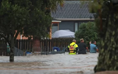 Hevige overstroming in Auckland