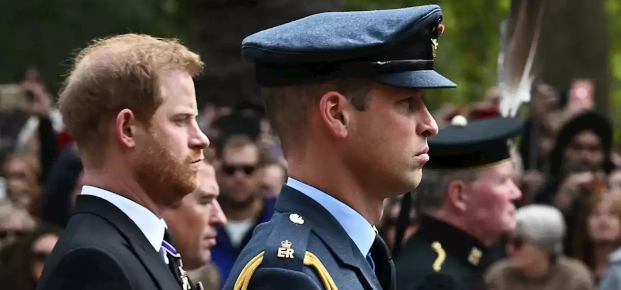 Britse prins Harry zegt dat zijn broer hem tegen de grond sloeg