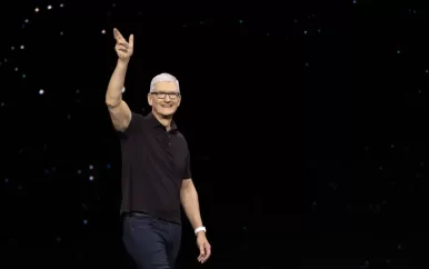 Apple-topman Tim Cook gaat nog maar 45 miljoen euro verdienen