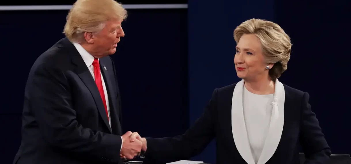 Trump moet Hillary Clinton bijna 1 miljoen dollar betalen vanwege valse claim