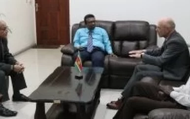 Minister Mac Andrew hecht grote waarde aan Social Protection Expenditure Review