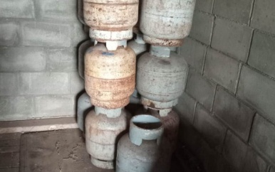 ECD neemt gascylinders in beslag