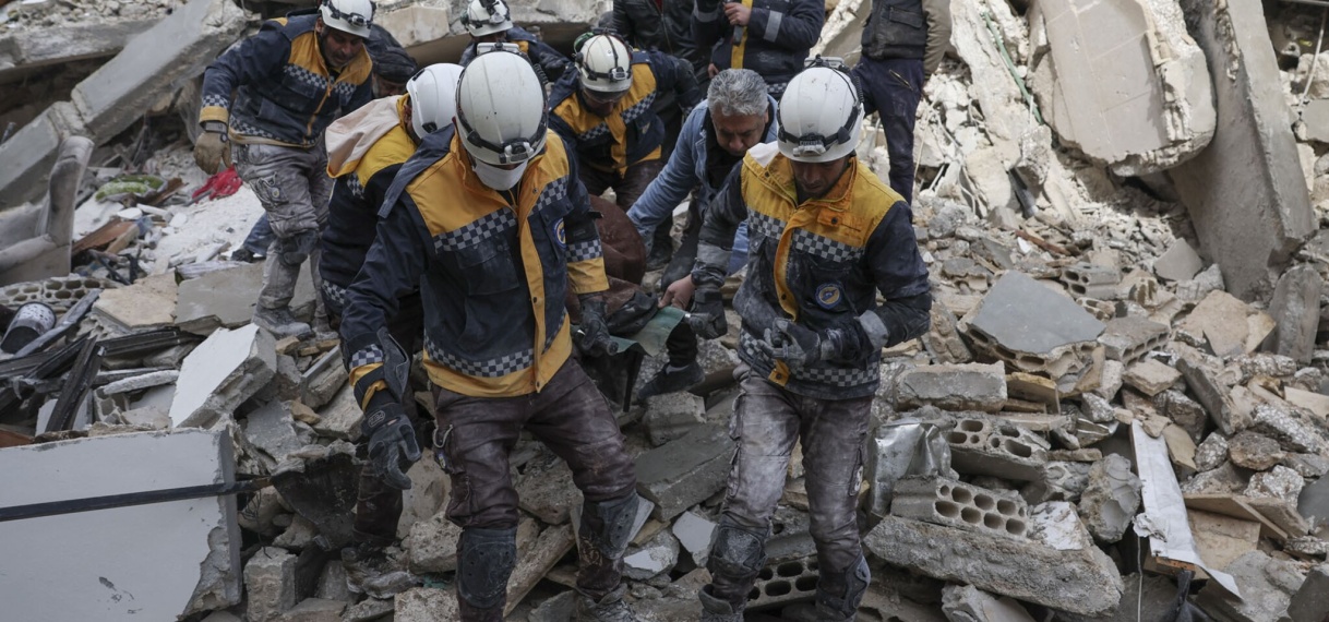 Nog steeds mensen gered; ook Witte Helmen ronden hulpacties in Syrië af