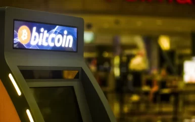 Bitcoinkoers voor het eerst in acht maanden boven de 25.000 dollar