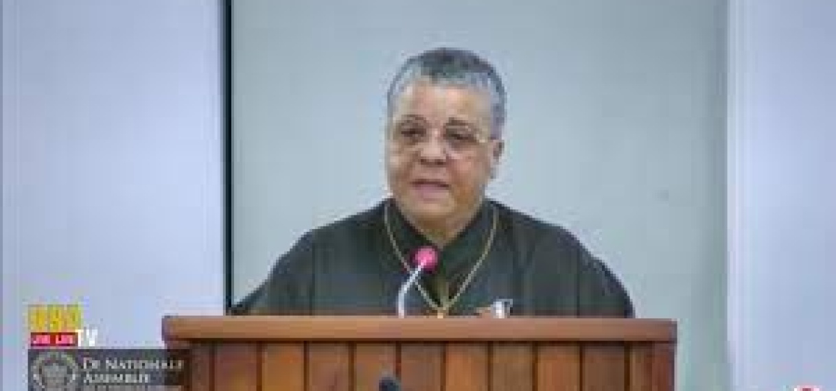 Minister Levens: “We willen groot aantal kinderen niet kwijt voordat ze middelbare school bereikt hebben”