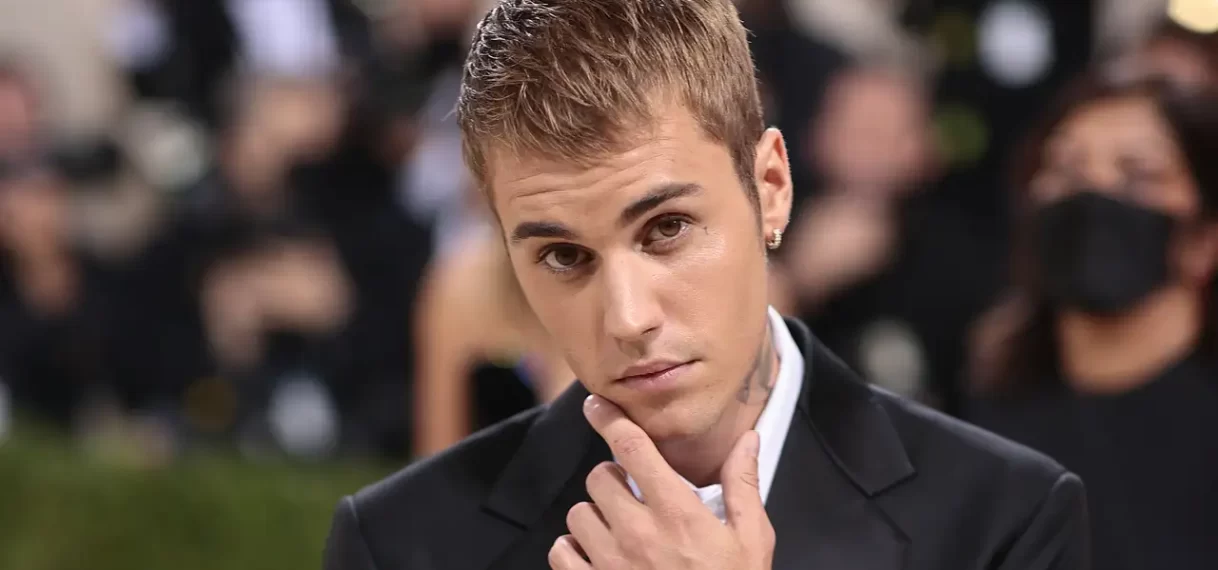 Justin Bieber aangeklaagd vanwege schietincident op Super Bowl-feestje