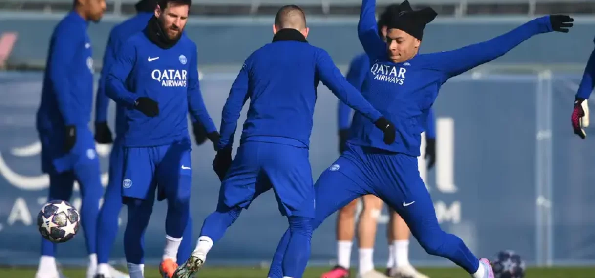 Na Mbappé keert ook Messi terug op training PSG voor CL-duel met Bayern