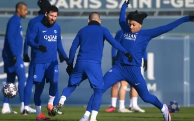 Na Mbappé keert ook Messi terug op training PSG voor CL-duel met Bayern