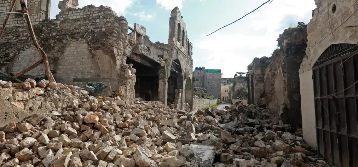 Syrië was al een rokende ruïne en nu komt daar nog een enorme ramp bij