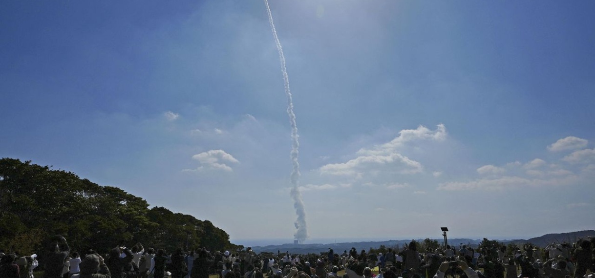 Japan vernietigt ‘goedkope’ raket vlak na lancering door falende motor