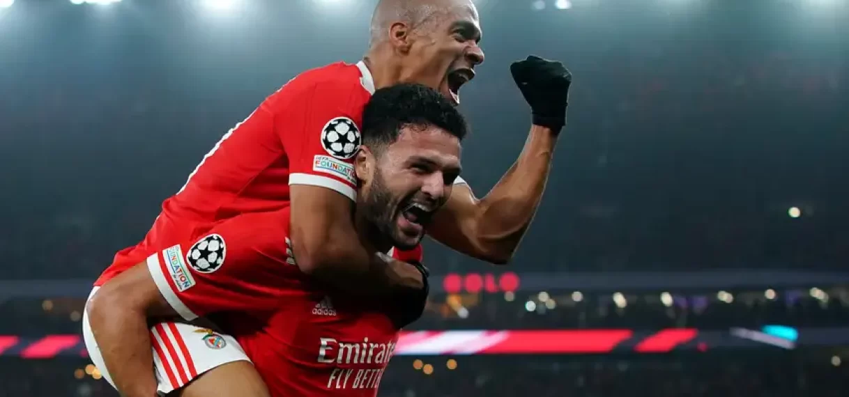 Benfica overklast Brugge van Lang en scorende Meijer en is kwartfinalist in CL