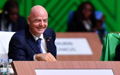 Herkozen FIFA-voorzitter Infantino wil nóg meer voetbaltoernooien organiseren