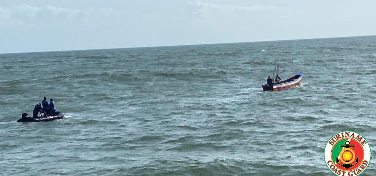 Drie vissersvaartuigen en vangst in beslag genomen door de Kustwacht.