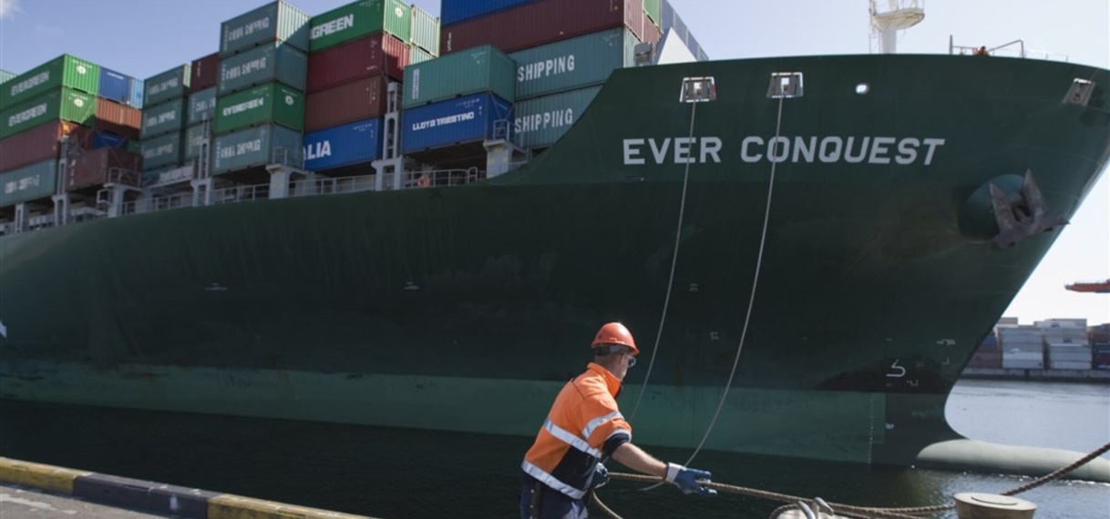 ‘Tienduizenden havenarbeiders Rotterdam gescreend op drugscriminaliteit’