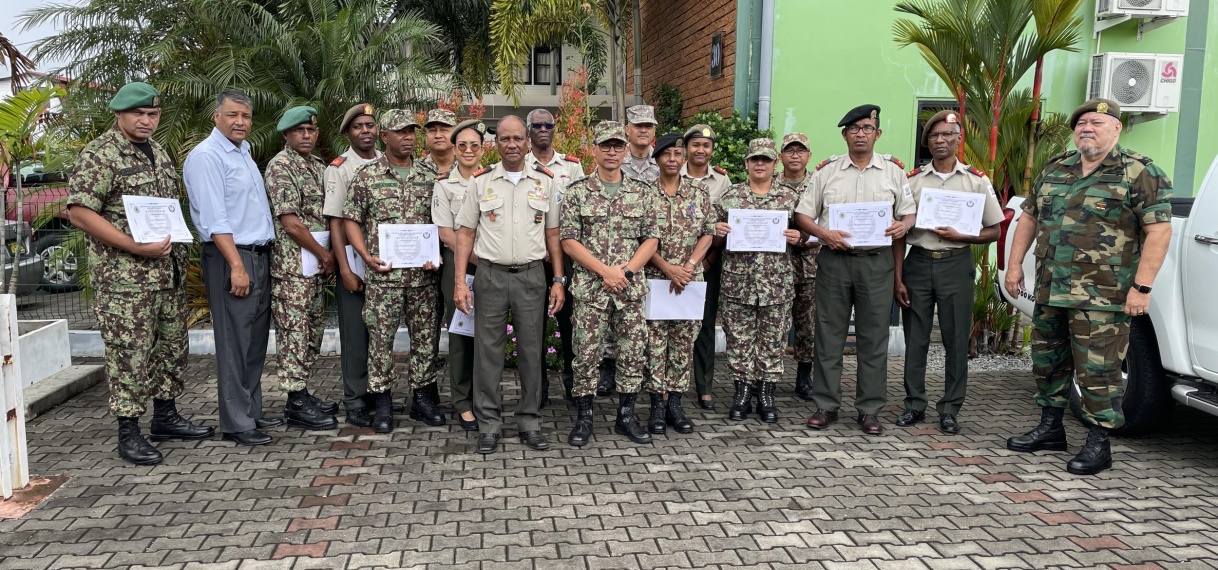 IDO levert eerste groep militaire tuchtrechters af