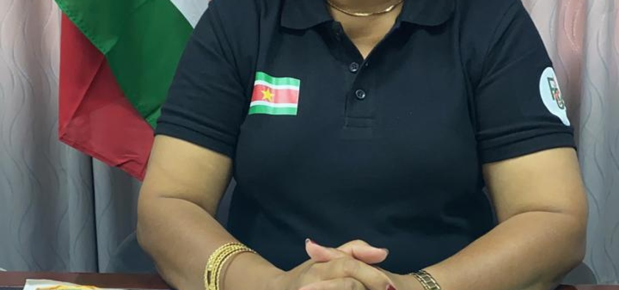 DC Nickerie trekt aan de bel
