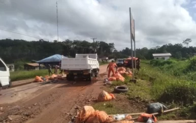 Commissariaat Brokopondo en Openbare Werken overhoop over vuilophaal