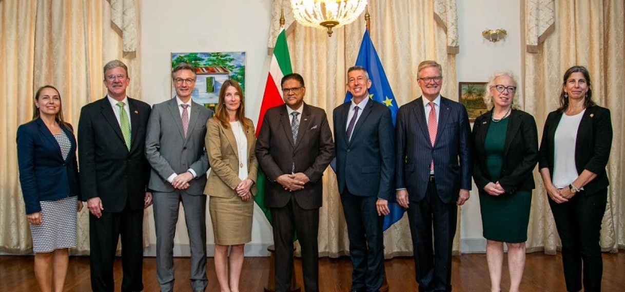 President Santokhi vraagt opnieuw aandacht voor opheffing visumplicht naar Schengenlanden