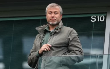 Chelsea lijdt 140 miljoen euro verlies vanwege sancties tegen Abramovich