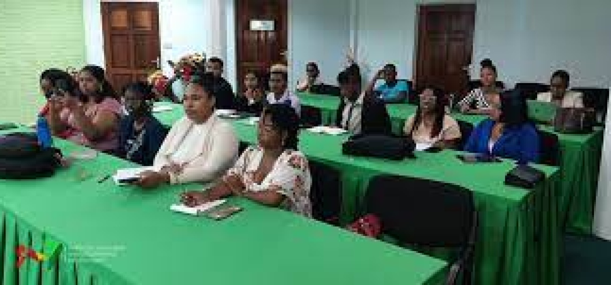 Kick-off trainingen capaciteitsversterking Caricom Youth Ambassadors en Jeugdofficiers