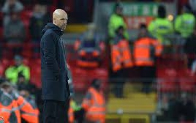 Ontgoochelde Ten Hag noemt historische afstraffing tegen Liverpool onacceptabel