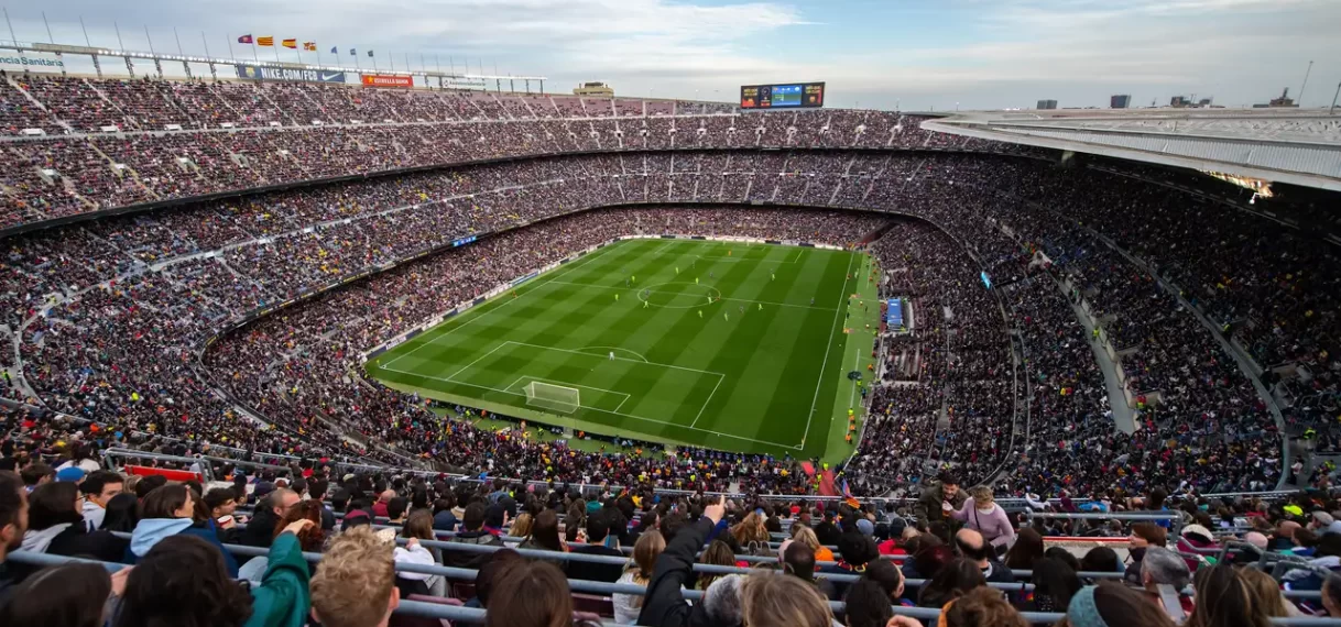 FC Barcelona aangeklaagd vanwege omkoping via oud-scheidsrechtersbaas