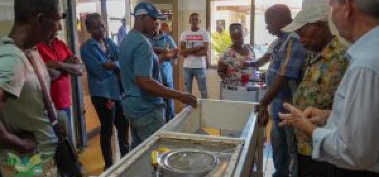 LVV verzorgt training voor imkers in Coronie