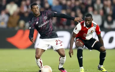 Wijnaldum waardeert respect van Feyenoord-fans op ‘pijnlijke’ avond in De Kuip