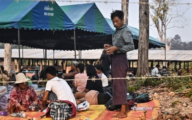 ‘Ten minste vijftig doden in Myanmar na legeraanval op rebellengroep’