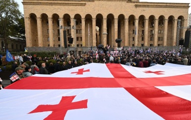 Duizenden Georgiërs betogen tegen regering: ‘Russische handlangers’