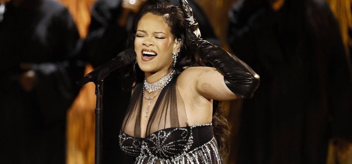 Rihanna annuleert optreden Glastonbury wegens zwangerschap