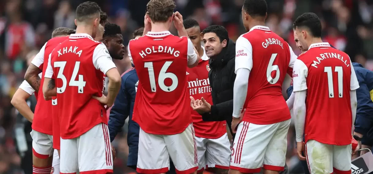 Arsenal-coach Arteta denkt niet dat topper tegen Manchester City titelstrijd beslist